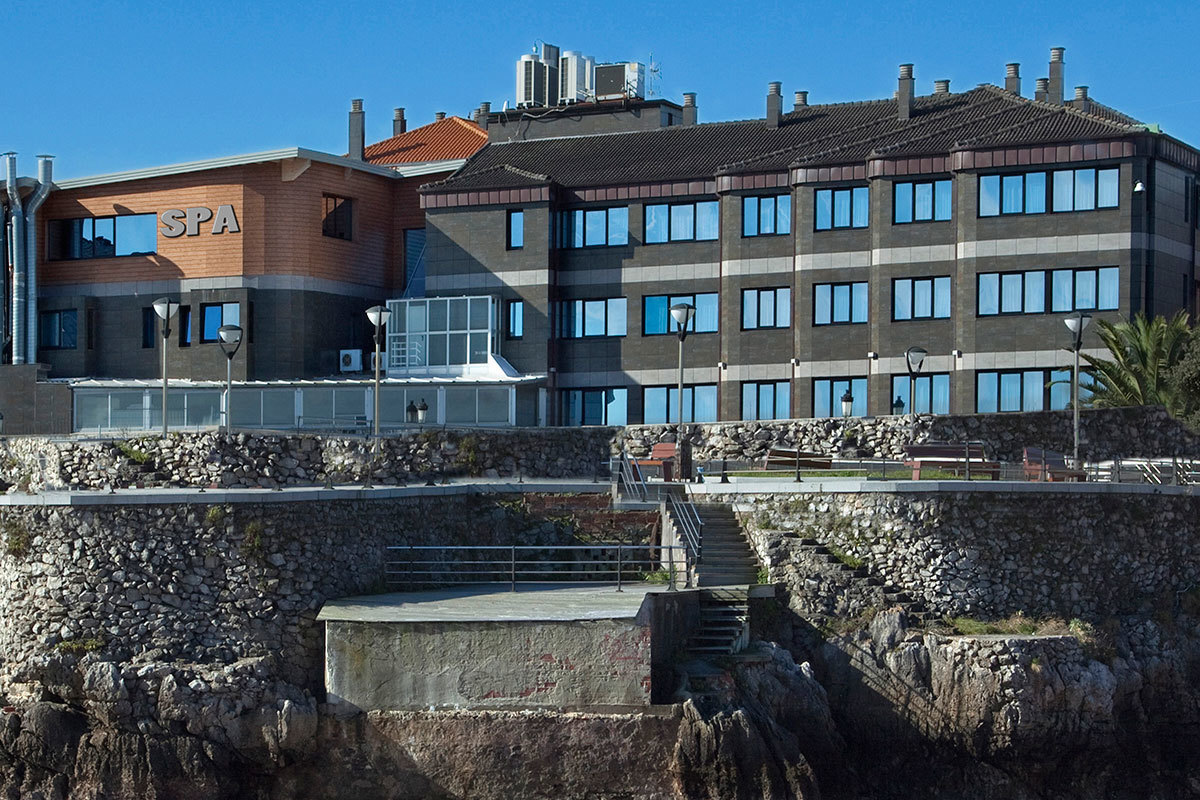 Hotel Isla Bella & Spa in Isla, Spain