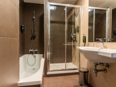 HOTEL ISLA BELLA SPA